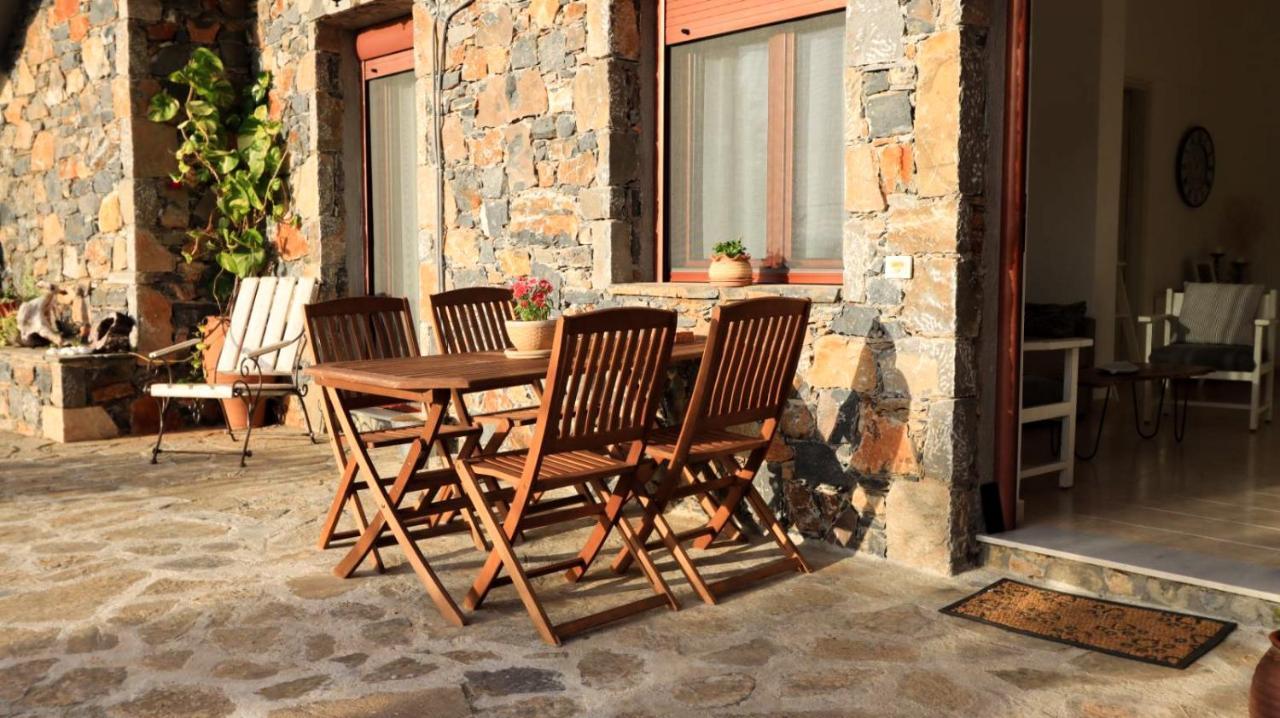 Comfortable Apartment With Garden - Casa Con Vista Havania Eksteriør bilde